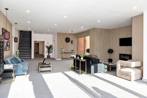 2 bedroom flat to rent, Palmer House, Hove BN3