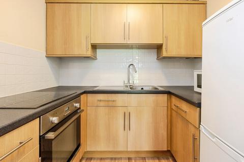 undefined, Oulton Court, Grappenhall WA4