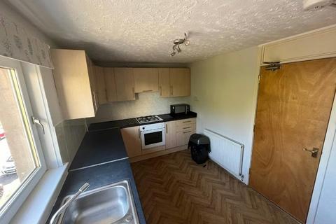 3 bedroom flat to rent, Calder Place, Edinburgh, EH11