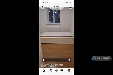 2 bedroom flat to rent, Corral Heights, Erith, DA8