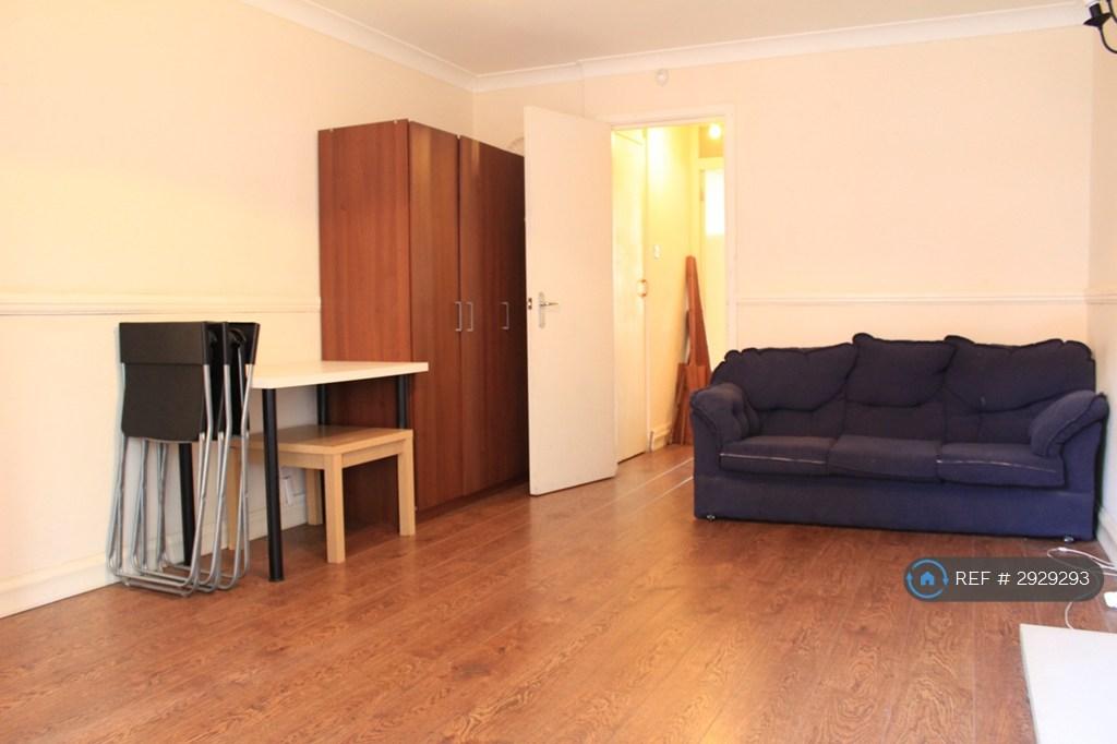 House in London, London Borough of Islington - View 3