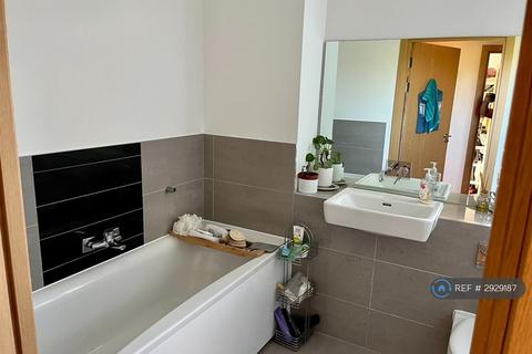 2 bedroom flat to rent, Olympia Way, Whitstable, CT5