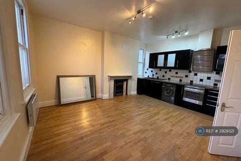 2 bedroom flat to rent, Woolstone Road, London, SE23