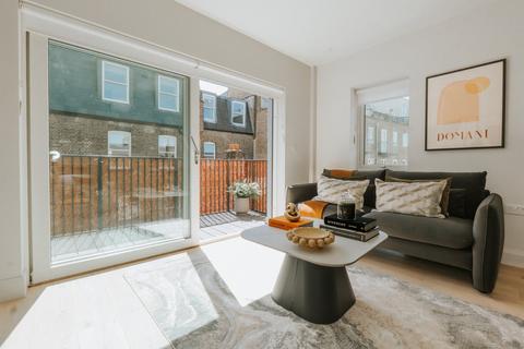 2 bedroom flat to rent, Stonhouse Street, London SW4