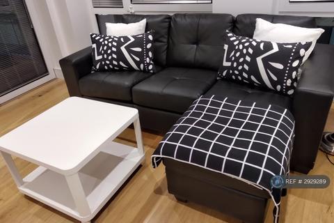 1 bedroom flat to rent, Grove Place, London, SE9