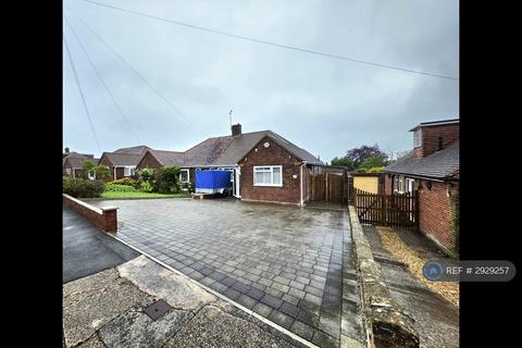 2 bed bungalow for rent in High Lea, Yeovil, BA21