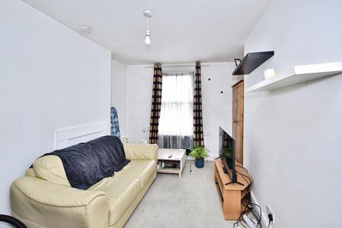 1 bedroom flat for sale, Milton Street, Maidstone, Kent, ME16