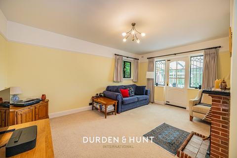 undefined, Spring Grove, Loughton, IG10