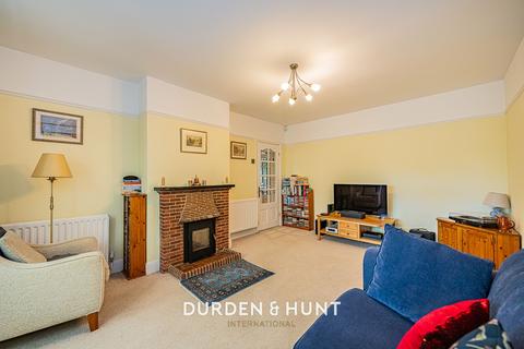 undefined, Spring Grove, Loughton, IG10