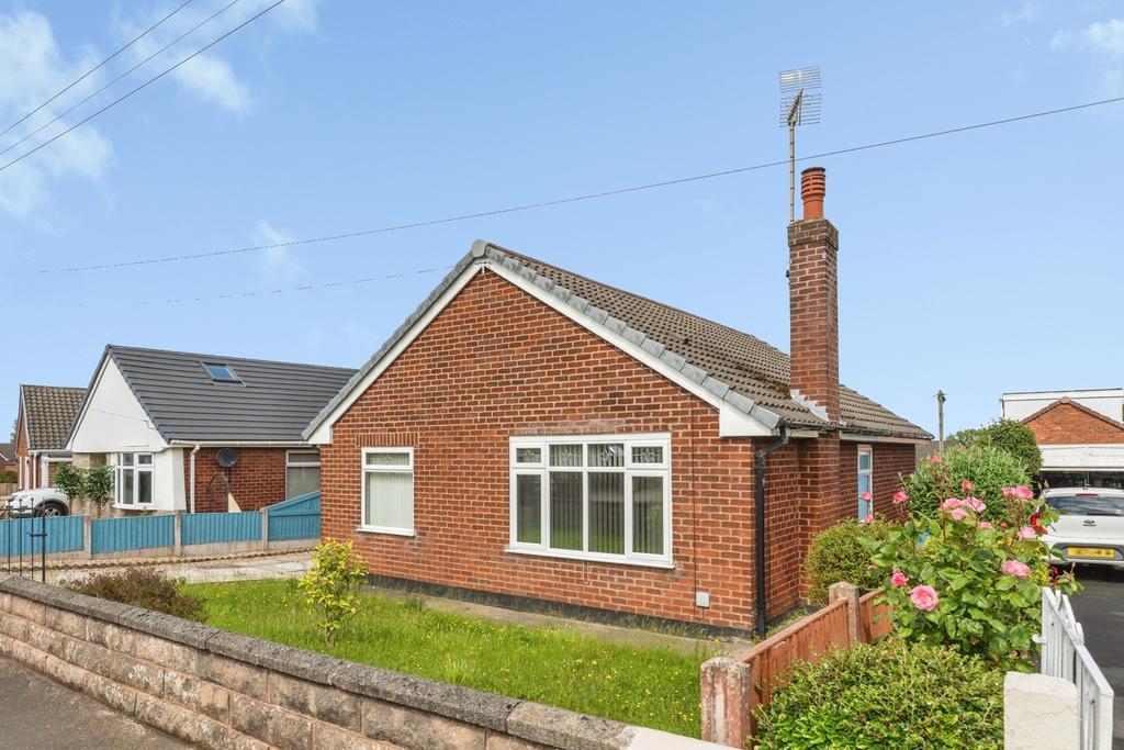 2 bedroom bungalow for sale