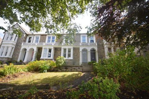 3 bedroom house to rent, Clinton Road, Redruth