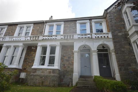 3 bedroom house to rent, Clinton Road, Redruth