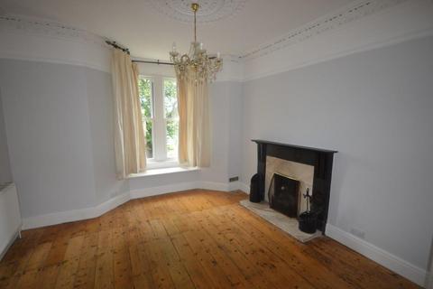 3 bedroom house to rent, Clinton Road, Redruth