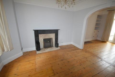 3 bedroom house to rent, Clinton Road, Redruth