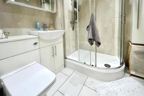1 bedroom apartment for sale, Frankswood Avenue, Yiewsley, West Drayton