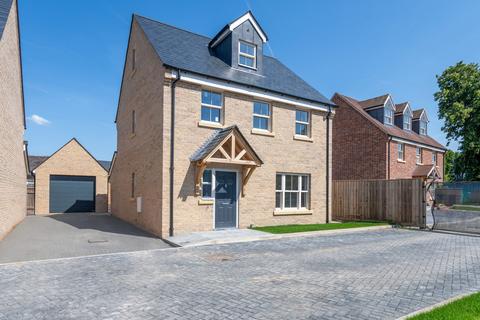 3 bedroom detached house for sale, The Cedars, Bassingbourn SG8