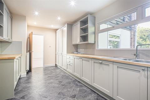 4 bedroom detached house for sale, 5 Brinkburn Drive, Dore, S17 3LU
