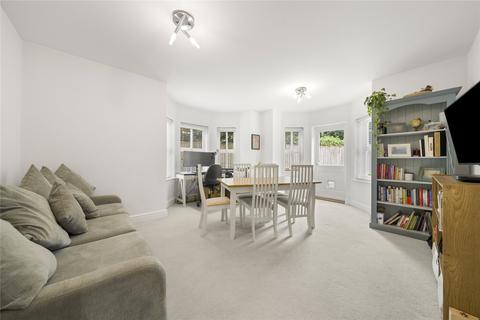 2 bedroom flat for sale, Tilt Road, Cobham, Surrey, KT11