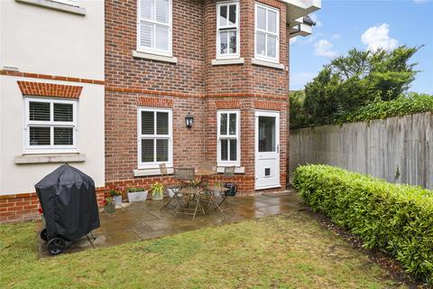 2 bedroom flat for sale, Tilt Road, Cobham, Surrey, KT11