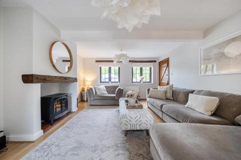 2 bedroom terraced house for sale, The Oaks, Hereford