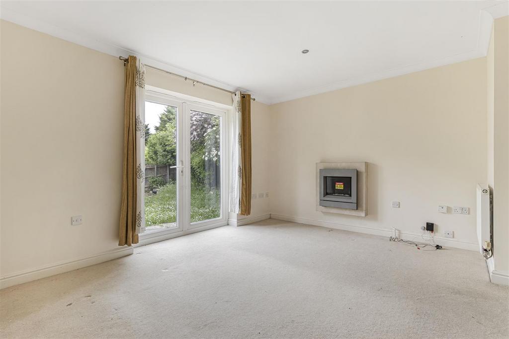 House in Cambridge, Cherry Hinton - View 2
