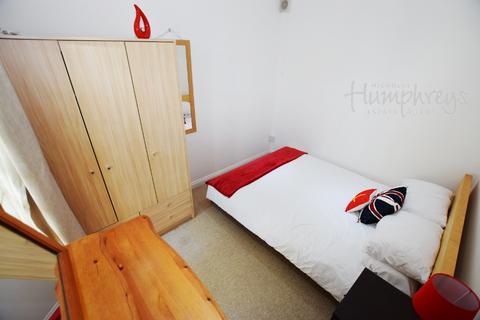 1 bedroom in a flat share to rent, Margaret Street, Northampton NN1