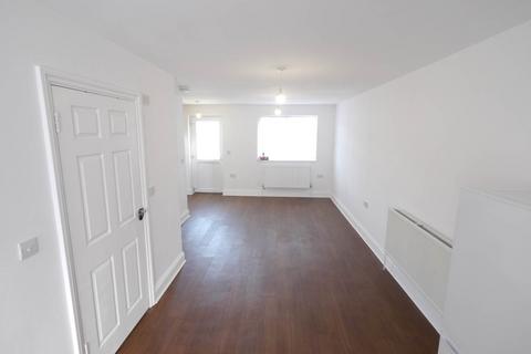 2 bedroom terraced house to rent, Waltham Cross