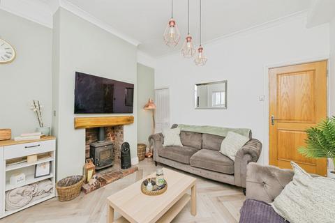 3 bedroom end of terrace house for sale, Long Street, Dordon, Tamworth