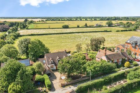 4 bedroom detached house for sale, Mill Lane, Chelmondiston, Ipswich