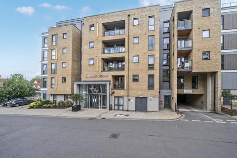 2 bedroom flat for sale, Pegs Lane, Hertford, SG13