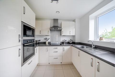 2 bedroom flat for sale, Pegs Lane, Hertford, SG13