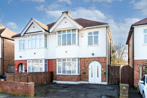 Devonshire Crescent, London, NW7