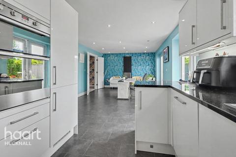 5 bedroom detached house for sale, Longue Drive, Nottingham