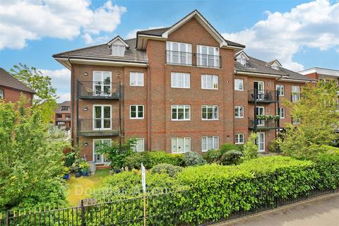2 bedroom ground floor flat for sale, Walsingham House, London E4