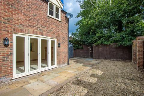 3 bedroom detached house for sale, Low Road, Roydon