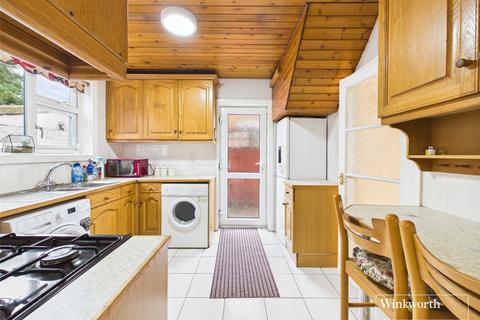 3 bedroom semi-detached house for sale, Layfield Road, London NW4
