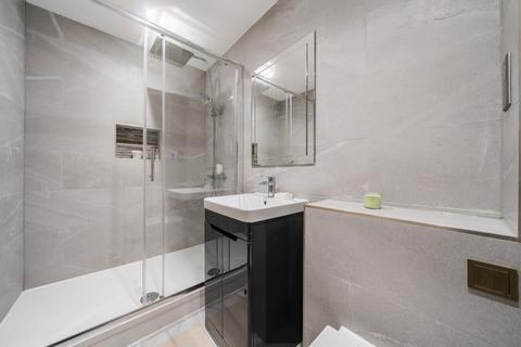 4 bedroom end of terrace house for sale, Kenilworth Gardens, Shooters Hill, London, SE18