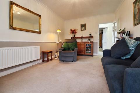 2 bedroom flat for sale, Penlan Rise, Llandough, Penarth