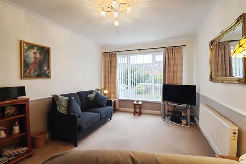 2 bedroom flat for sale, Penlan Rise, Llandough, Penarth