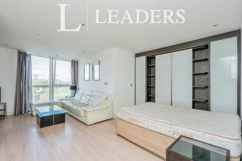 Studio to rent, No 1 Gunwharf Quays, PO1