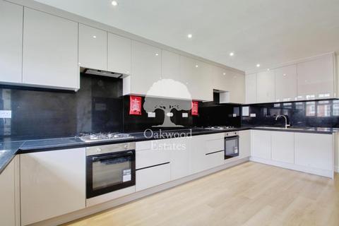 1 bedroom house of multiple occupation to rent, Parlaunt Road, Langley SL3