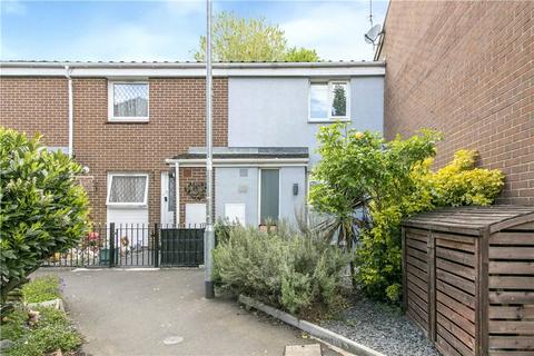 Staveley Gardens, London, W4