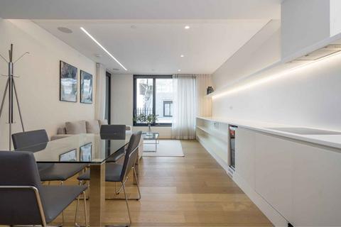 1 bedroom flat for sale, Rathbone Place, London, W1T