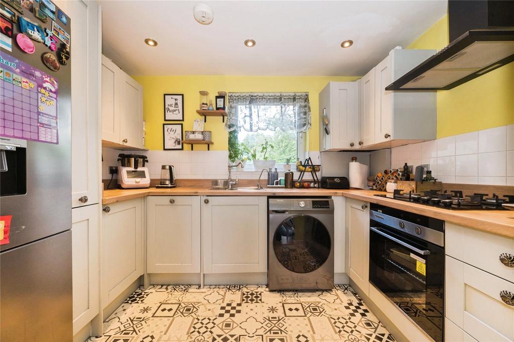 Apartment in Southampton - View 2
