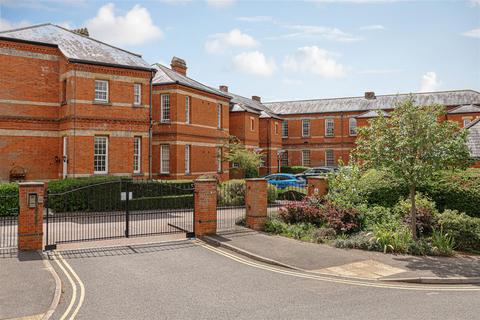 2 bedroom flat for sale, Sandy Mead, Epsom