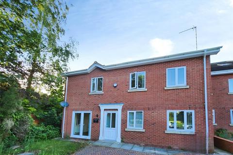2 bed flat/apartment for rent in Camp Hill Road, Warwickshire CV10