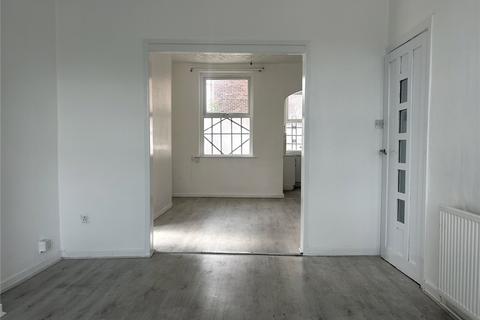 3 bedroom end of terrace house for sale, Belgrave Road, Hathershaw, Oldham, OL8