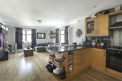 2 bedroom apartment to rent, Drake Court, Swan Street, London, SE1