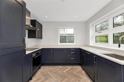 3 bedroom detached house for sale, Alpha Road, Cambridge CB4