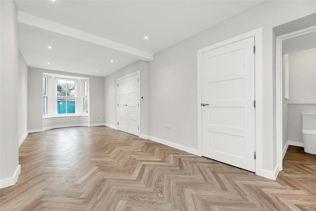 House in Cambridge, Newnham - More